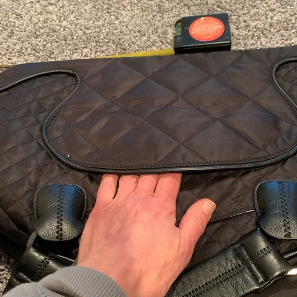 EUC Lululemon quilted carry bag - Picture 11 of 11